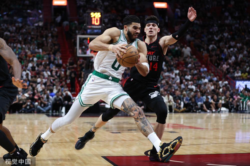 足球战术不 足球战术不